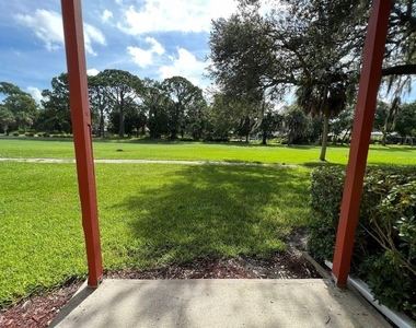 1877 Toucan Way - Photo Thumbnail 10