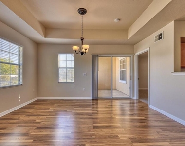 1135 Villagio Circle - Photo Thumbnail 7