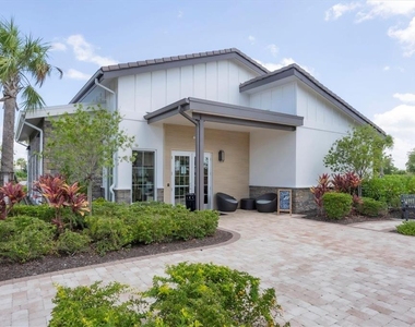 3760 Hatchery Way - Photo Thumbnail 6