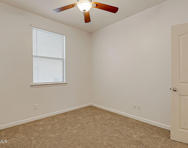 13134 Kestrel Avenue - Photo Thumbnail 30