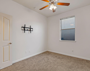 13134 Kestrel Avenue - Photo Thumbnail 27