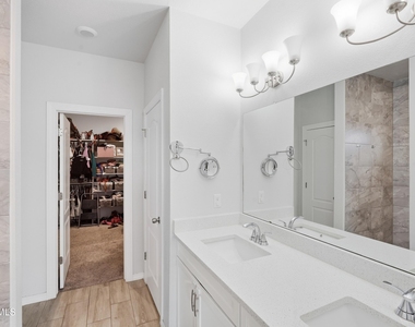 921 Cottage Place - Photo Thumbnail 24