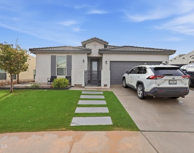 921 Cottage Place - Photo Thumbnail 23