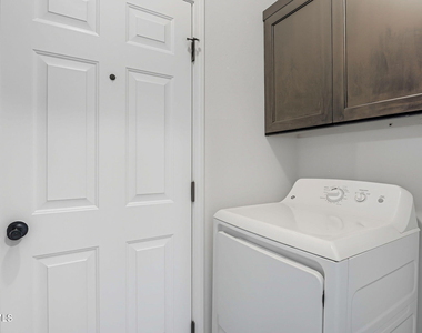 569 Lanner Street - Photo Thumbnail 22
