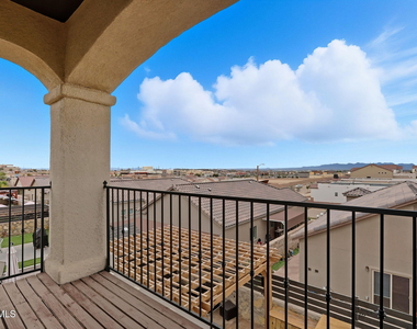 569 Lanner Street - Photo Thumbnail 31