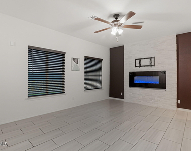 569 Lanner Street - Photo Thumbnail 18