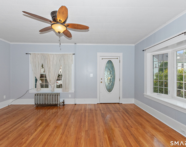 9 Floral Avenue - Photo Thumbnail 3