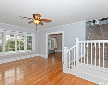 9 Floral Avenue - Photo Thumbnail 1