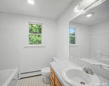 33 Gerald Drive - Photo Thumbnail 14