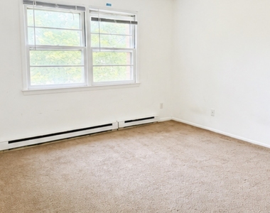 1730 State Street - Photo Thumbnail 4