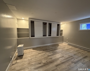 54 Monroe Street - Photo Thumbnail 4