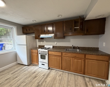 54 Monroe Street - Photo Thumbnail 3