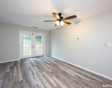 799 Foxon Road - Photo Thumbnail 5