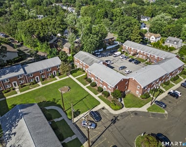 323 Hamilton Court - Photo Thumbnail 28