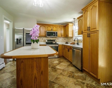 99 Elm Ridge Drive - Photo Thumbnail 2