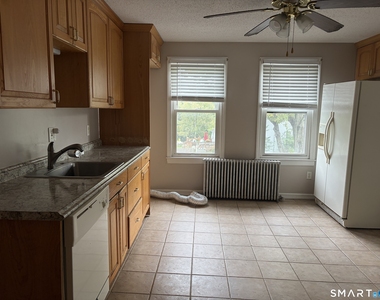 405 Prospect Street - Photo Thumbnail 3