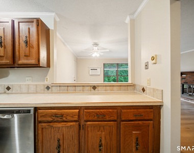 110 Wellington Drive - Photo Thumbnail 6