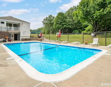 110 Wellington Drive - Photo Thumbnail 23