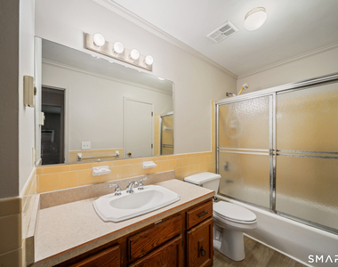 110 Wellington Drive - Photo Thumbnail 21