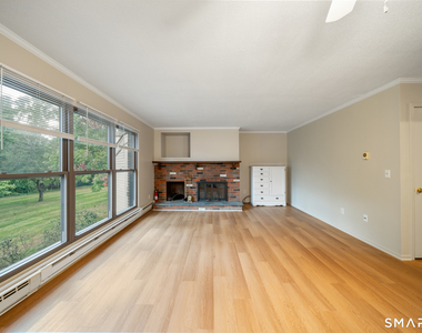 110 Wellington Drive - Photo Thumbnail 9