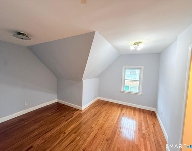 73 Vine Street - Photo Thumbnail 4