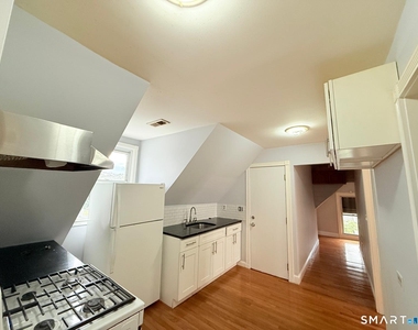 73 Vine Street - Photo Thumbnail 1