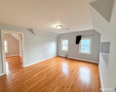 73 Vine Street - Photo Thumbnail 7
