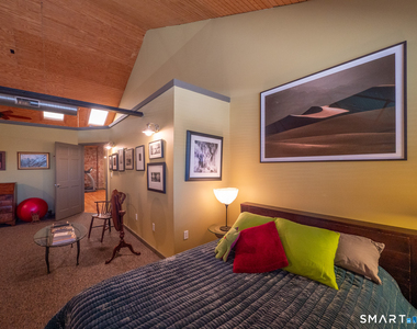 325 Lafayette Street - Photo Thumbnail 16