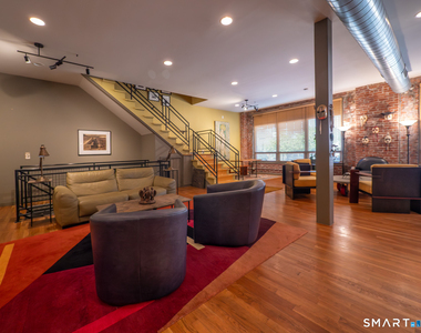 325 Lafayette Street - Photo Thumbnail 8
