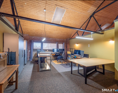 325 Lafayette Street - Photo Thumbnail 20