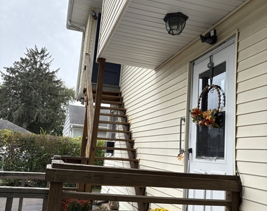 429 Thompson Avenue - Photo Thumbnail 13