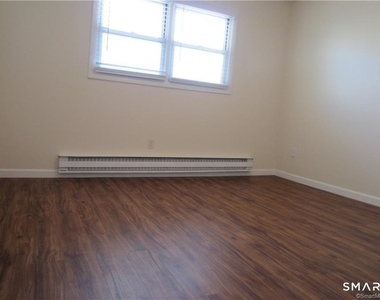 26 Elmview Circle - Photo Thumbnail 13