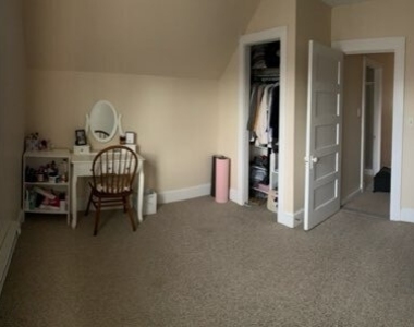 37 Maplewood Avenue - Photo Thumbnail 11