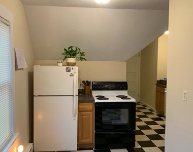37 Maplewood Avenue - Photo Thumbnail 1