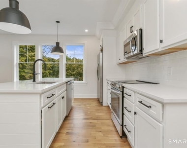49 Daniels Farm Road - Photo Thumbnail 7