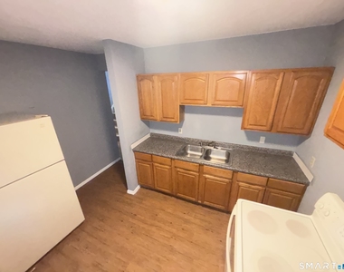 71 Williams Street - Photo Thumbnail 7