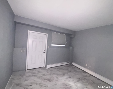 71 Williams Street - Photo Thumbnail 4