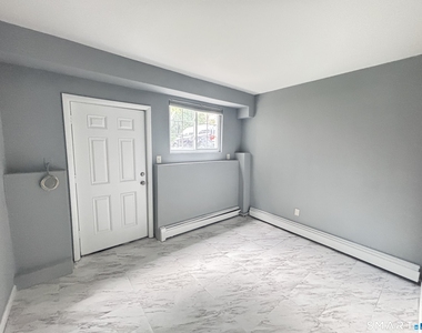 71 Williams Street - Photo Thumbnail 5