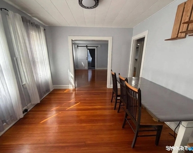 62 Colony Street - Photo Thumbnail 4