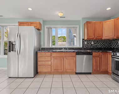7 Fenwick Place - Photo Thumbnail 24