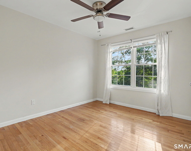 7 Fenwick Place - Photo Thumbnail 15
