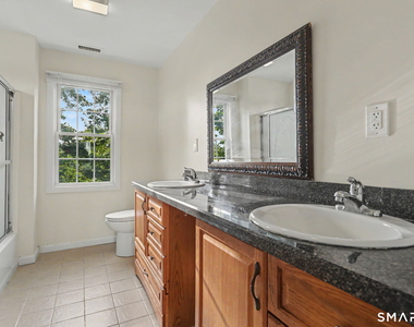 7 Fenwick Place - Photo Thumbnail 13