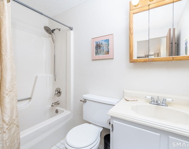 181 Loomis Drive - Photo Thumbnail 13
