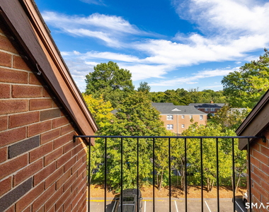 181 Loomis Drive - Photo Thumbnail 11