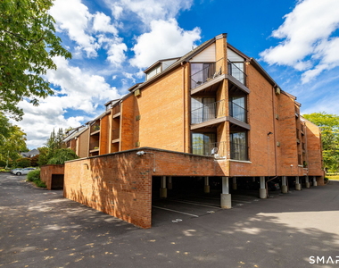 181 Loomis Drive - Photo Thumbnail 24