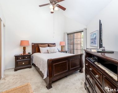 181 Loomis Drive - Photo Thumbnail 12