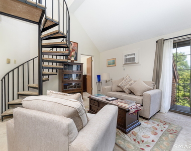 181 Loomis Drive - Photo Thumbnail 3