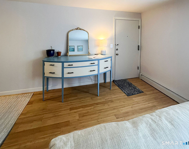 6 Grandview Drive - Photo Thumbnail 2