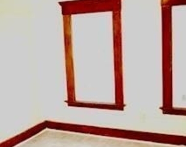 33 Center Street - Photo Thumbnail 10