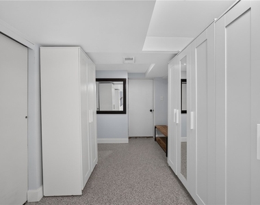 1542 Hawthorne St - Photo Thumbnail 27